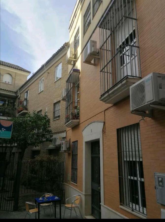 Alfalfa Suites Siviglia Esterno foto